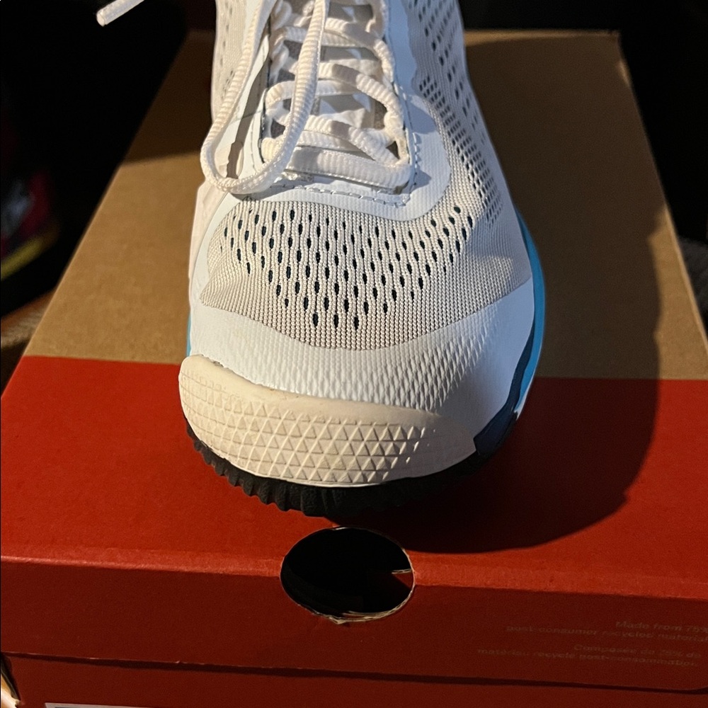 Wilson Rush Pro Ace Men's White/Black/Poppy Red Athletic Shoes - Picture 3 of 6